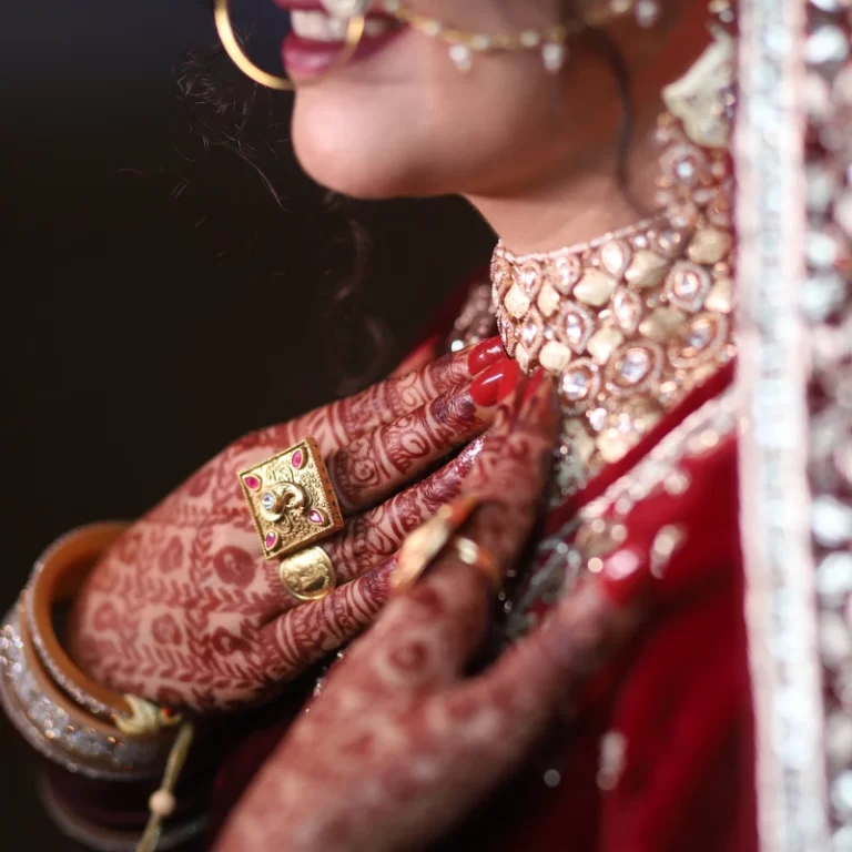 Bridal Jewelry Trends for 2025” – Rings, necklaces, and earrings for brides.